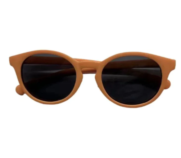 Lunettes de soleil bébé 6-10 ans corail Mustela - une paire de lunettes