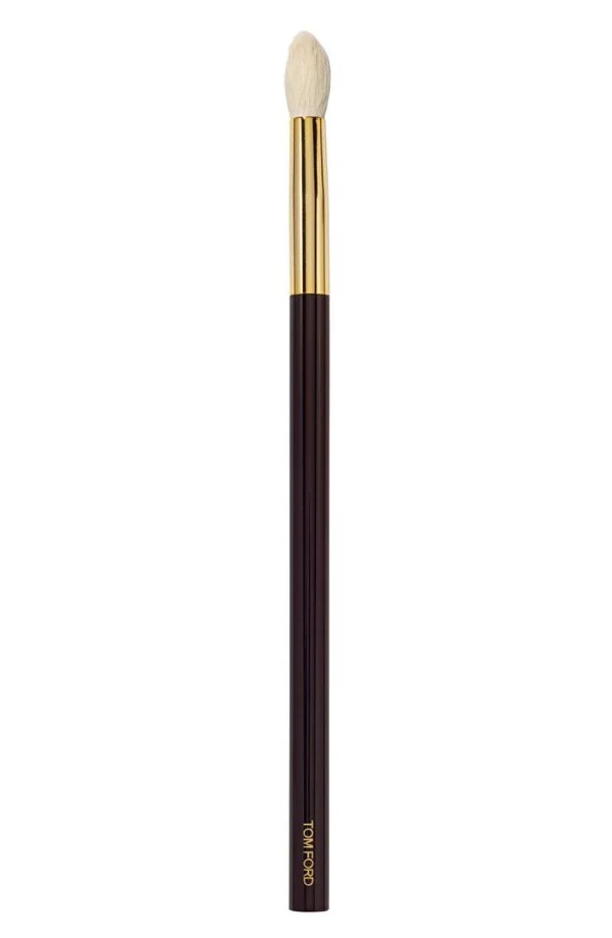 Eye shadow blend brush