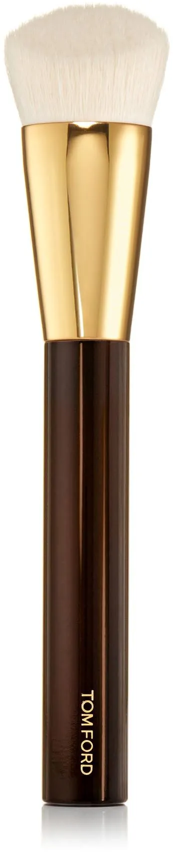 Shade&illuminate foundation brush 2.5