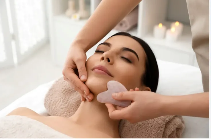 Soin Modelage Manuel Facial avec GuaSha