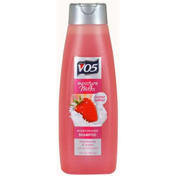 VO5 Moisture Milks Strawberry & Cream Moisturizing Shampoo 443ml